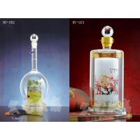 江苏工艺酒瓶厂家/宏艺玻璃制品厂家定制内画酒瓶